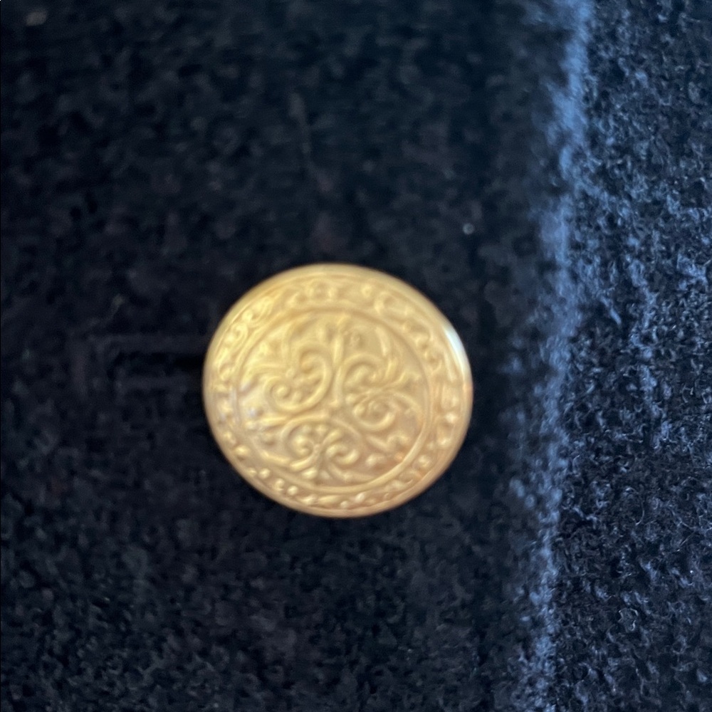 The Limited Vintage Black Boucle Wool Blazer with Gold/Brass Buttons Size Medium - Picture 6 of 7